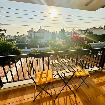 Arya Seaview Apartment In The Heart Of Coral Bay (Adults Only) ภายนอก รูปภาพ