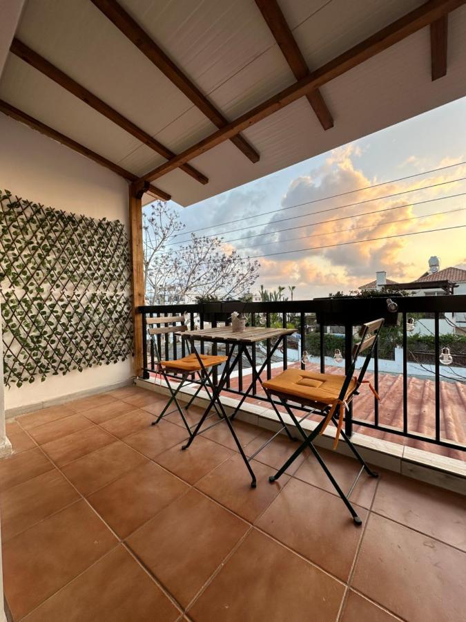 Arya Seaview Apartment In The Heart Of Coral Bay (Adults Only) ภายนอก รูปภาพ